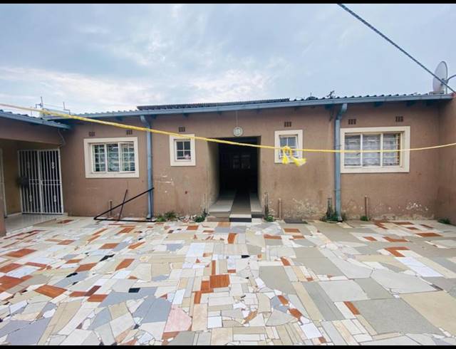 7 BEDROOM HOUSE FOR SALE IN ROSETTENVILLE